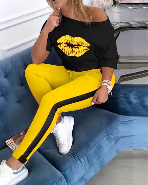 Women's Printed sexy Kissy Lips Long Sleeve+joggers set
